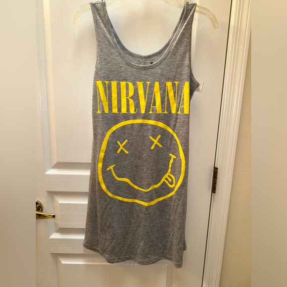 NWT Nirvana Tank Top - Picture 2 of 5